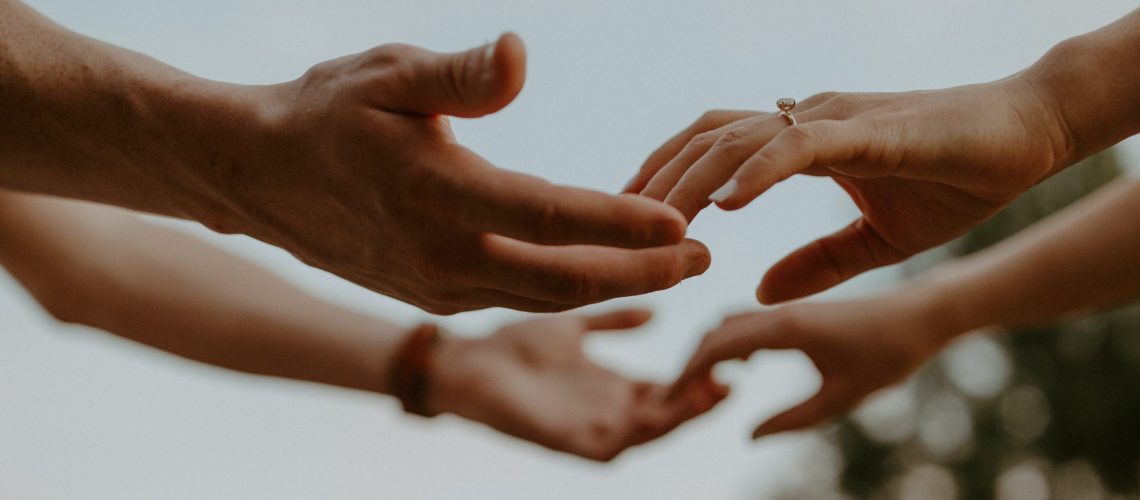 hannah-busing-RvF2R_qMpRk-unsplash